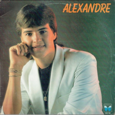 Amando Escondido (SERTANEJO 111405538)