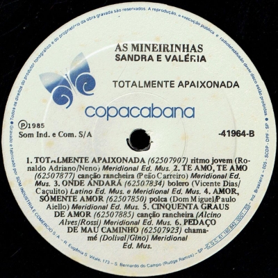 as_mineirinhas_1985_sandra_valeria_totalmente_apaixonada
