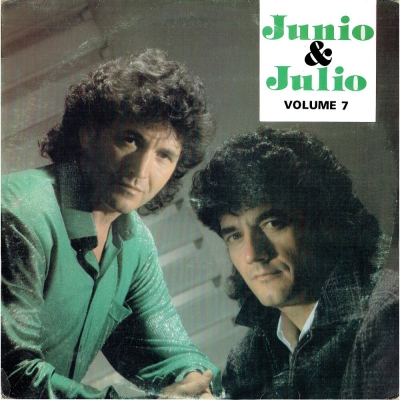 Junio E Julio (1989) (Volume 7) (SCLP 1067)