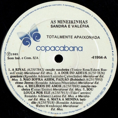 as_mineirinhas_1985_sandra_valeria_totalmente_apaixonada