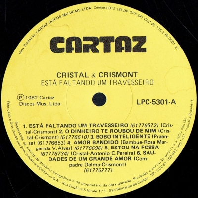 cristal_crismont_1982_esta_faltando_um_travesseiro